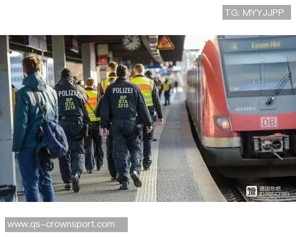 费耶诺德球场安保在欧联资格赛后遭袭警方持续调查中 费耶诺德球场安保在欧联资格赛后遭袭警方持续调查中