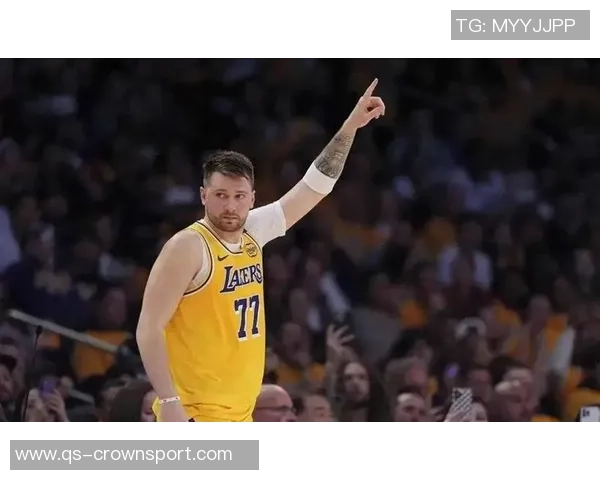 夸梅直言东契奇防守软弱湖人明星球员缺乏协防默契 夸梅直言东契奇防守软弱湖人明星球员缺乏协防默契