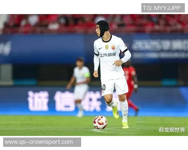 第65分钟萨卡被替换下场马丁内利替补登场展现新活力