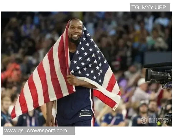 约基奇盛赞杜兰特关键时刻的绝佳表现称其为传奇球员